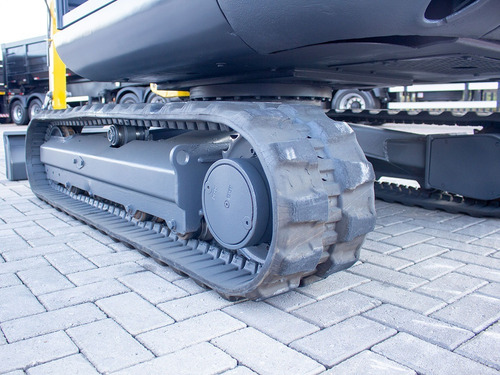 Imagem 11 de 22 de Mini Escavadeira Wacker Neuson 3503 - 2012 = Randon, Jacto