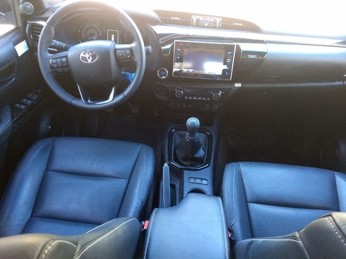 Toyota Hilux 2.8 Cd Srx 177cv 4x4