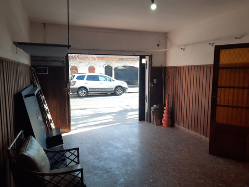 Imagen 20 de 30 de Ph 2 Amb Al Frente C/ Quincho Y Garage