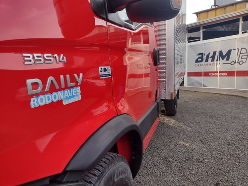 Imagem 2 de 15 de Iveco Daily 35s14 Ultilitario Baú Novo