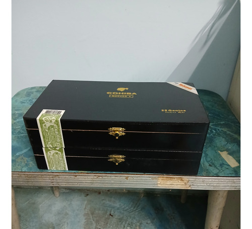 Caja De Tabacos Cohiba Maduros Tipo 5