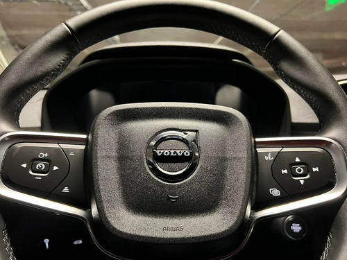 Volvo Xc40 2.0 B4 Plus At 4x4 2022