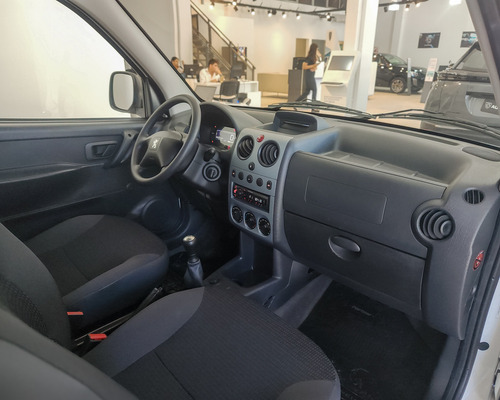 Peugeot Partner 1.6 Hdi Furgon Confort 92