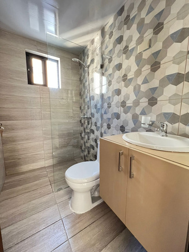 2do Nivel Con Ascensor Y Area Social Proximo Al Homs Santiago