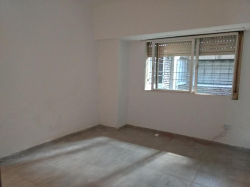 Imagen 7 de 11 de Departamento En Venta En Caseros