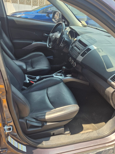 Mitsubishi Outlander 3.0 Xls Mt