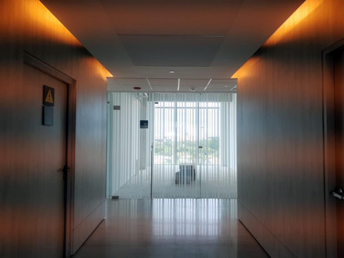 Modernas Oficinas En Torre Uno-vía Montejo, Venta, 164m2, Tecnología