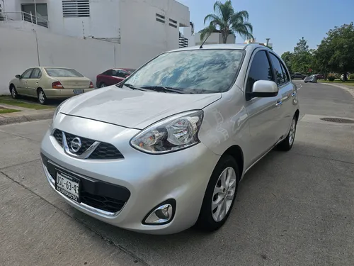 Nissan March 1.6 Advance At