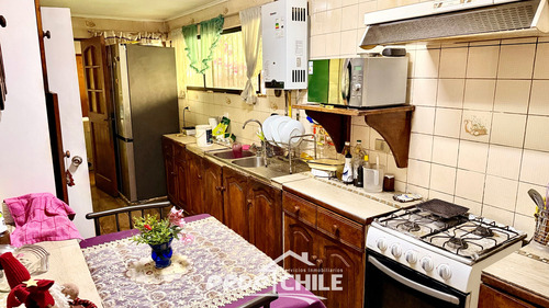 Casa Y Cabañas En Pirque En Venta. (93819)