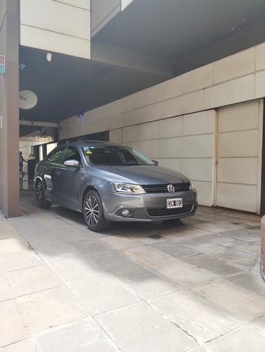 Volkswagen Vento 2.0 Sportline Tsi 200cv Bi-xenon