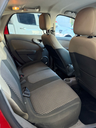 Fiat Grand Siena 1.6 16v Essence Flex Dualogic 4p