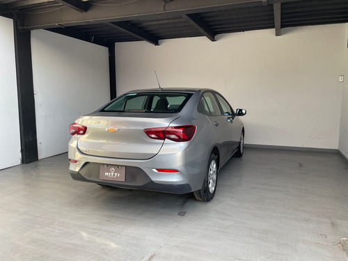 Chevrolet Onix 1.0 LT At