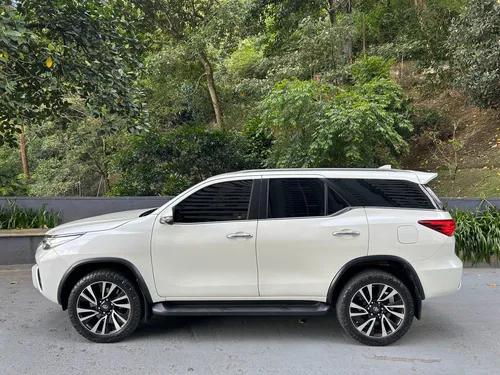 Toyota Fortuner 2.4 Street At 7As