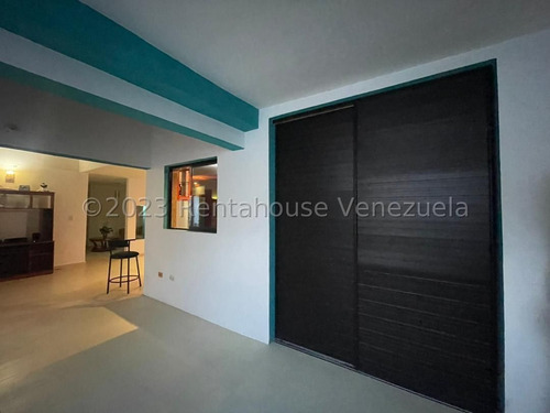 Casa En Venta Villas De Alcala San Diego Inm En Conjunto Cerrado Con Clima De Montana, Extraordinario Conjunto, Preciosas Areas Sociales, Agua De Pozo, Seguridad 24 Horas. 24-15443nm