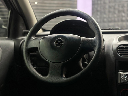 Chevrolet Corsa Hatch Maxx 1.0 8v 4p 2011