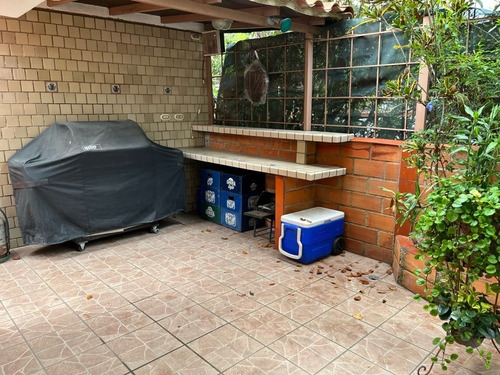 Imagen 11 de 18 de Vendo Casa 480m2 5h/5b/5p El Cafetal Santa Ana 1265