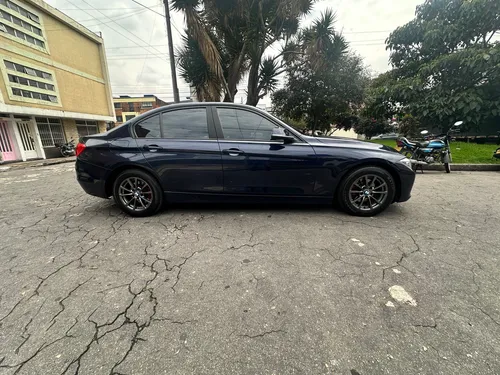 BMW Serie 3 2.0 320i F30 Standard