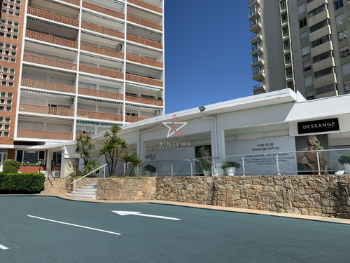 Local Comercial, Peninsula ,mansa, Punta Del Este, Venta Y Alquiler- Ref: 196