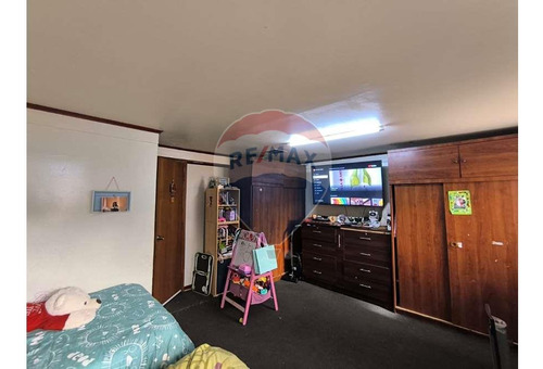 Venta De Amplia Y Cómoda Casa En Maipú