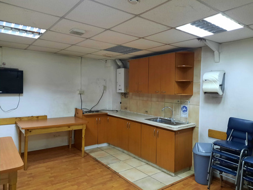 Gran Galpon Con Local Comercial (84811)