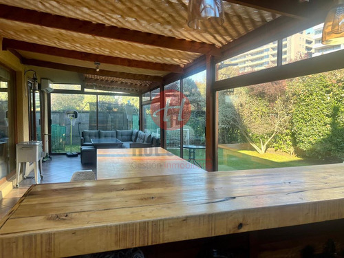 Casa En Venta De 4 Dorm. En Temuco