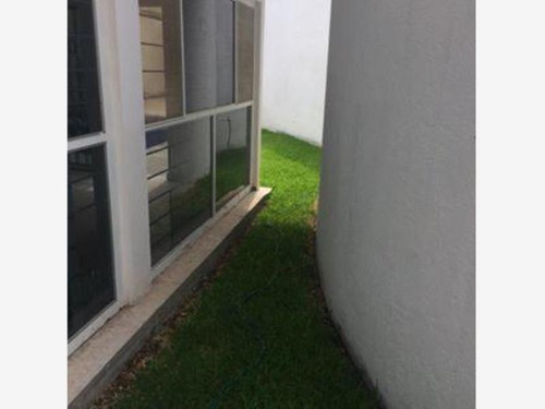 Imagen 2 de 10 de Casa Sola En Venta Villas Del Descanso