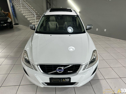 Volvo XC60 T-5 R-DESIGN 2.0 FWD 5p