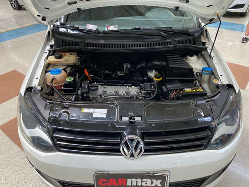 Volkswagen Fox Mi Highline 1.6 2014 Branco 4p