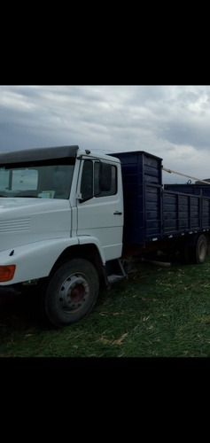 Mercedes Benz 1620. Cabina Simple