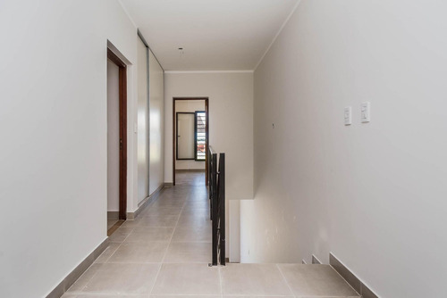 Imagen 25 de 30 de Duplex A Estrenar Venta Via Aurelia 3 Dorm