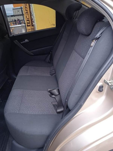 Imagen 12 de 18 de Chevrolet Aveo Lt