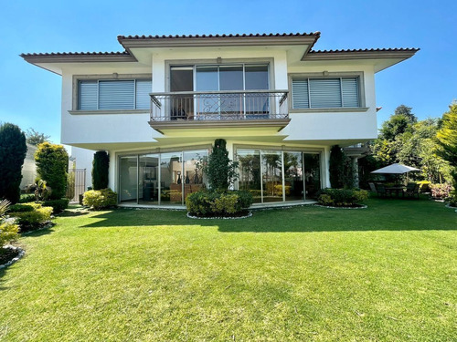 Renta Amueblada Y Venta De Esta Increible Casa!!!