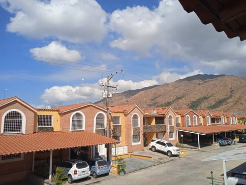 Imagen 10 de 14 de Townhouse En Venta Resd. Los Frailes Monteserino San Diego