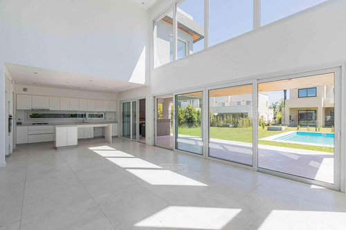 Casa En Venta En Tipas, Nordelta, Tigre