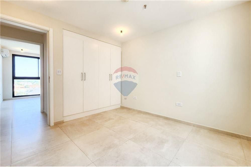 Vendo Departamento De 2 Dormitorios En Los Laureles