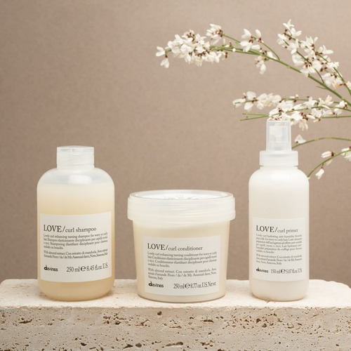 Kit Shampoo Y Acondicionador Rizos Davines Love Curl 250 Ml