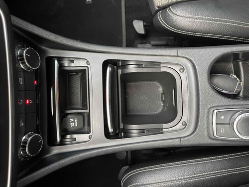 Mercedes-Benz CLA 180 1.6 CGI GASOLINA 7G-DCT
