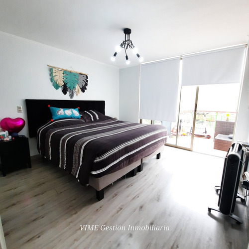 Único Con Mesón En Isla, Remodelado De 3 D+ 2 B + 1e Y 1b