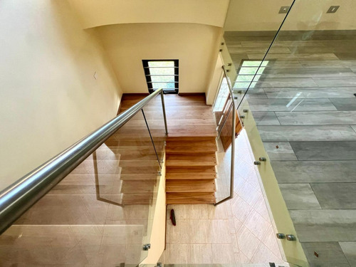 Arriendo Casa En Exclusivo Condominio, Los Trapenses