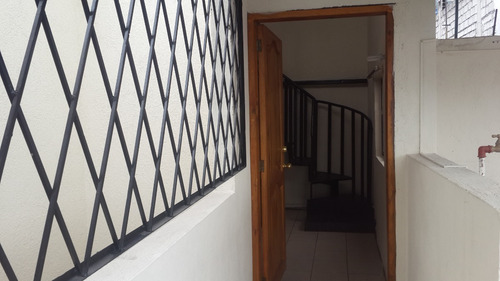 Imagen 6 de 7 de Suite 1 Dormitorio San Carlos Ideal Para Una Persona Con Patio Para Una Mascota Pequeñita