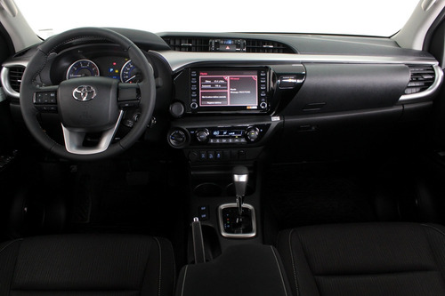 Toyota Hilux 2.8 Sr 4x4 Cd Turbo Diesel 4p Automático 6m -