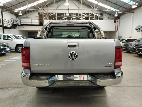 Imagen 6 de 17 de Volkswagen Amarok V6 Highline 4x4 258cv 2022 0 Km Autotag Vw