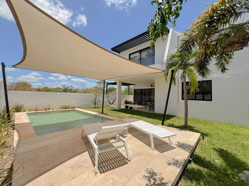 Casa En Temozon En Venta Con Paneles Solares