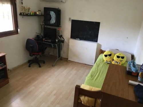 Imagen 6 de 13 de 560/1 Venta Casa Jardin,lugar 4 Autos,fondo Arbolado Shangrilá