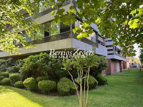 Departamento En Venta De 3 Dorm Mas Servicio En Las Condes