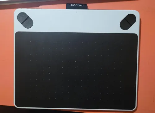 Wacom Intuos Art Cth-690 (Usado)