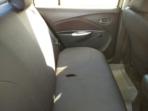 Imagen 10 de 15 de Toyota Yaris Belta - Sincronica