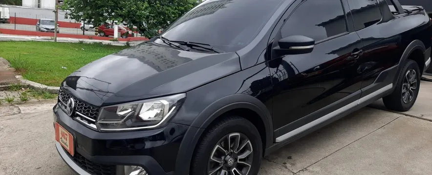 Volkswagen Saveiro Cross Cabine Dupla 2022 Preta