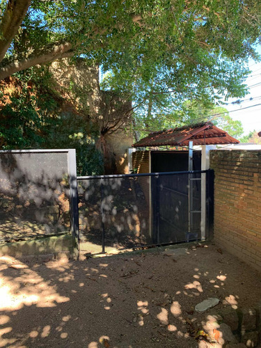 Sobrado Zona Sul Com 2 Apartamentos, Garagem, Terraço