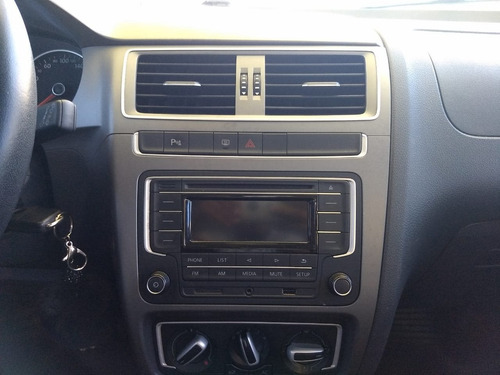 Volkswagen Fox 1.6 Msi Comfortline 8v Flex 4p Manual